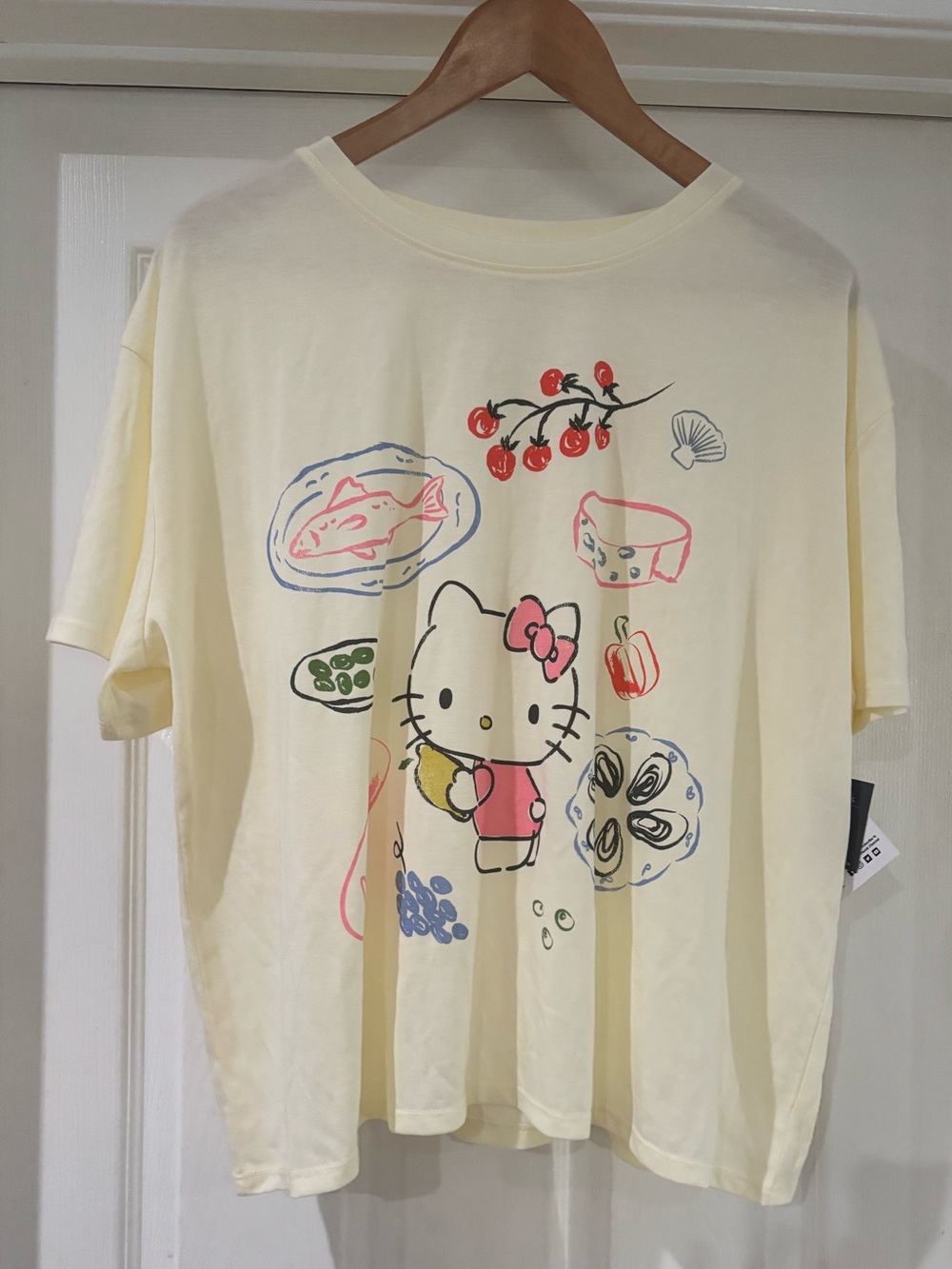 Hello Kitty Food Doodles 2-Piece Pajama Set XL - Picture 2 of 7